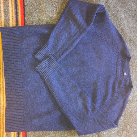 J Crew 100% Lambswool Sweater Navy Blue - Picture 1 of 2